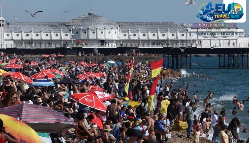 Summer The Heat and the Crowds (June to August) (1)