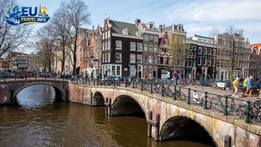 The 10-Day Classic Paris, Brussels, and Amsterdam