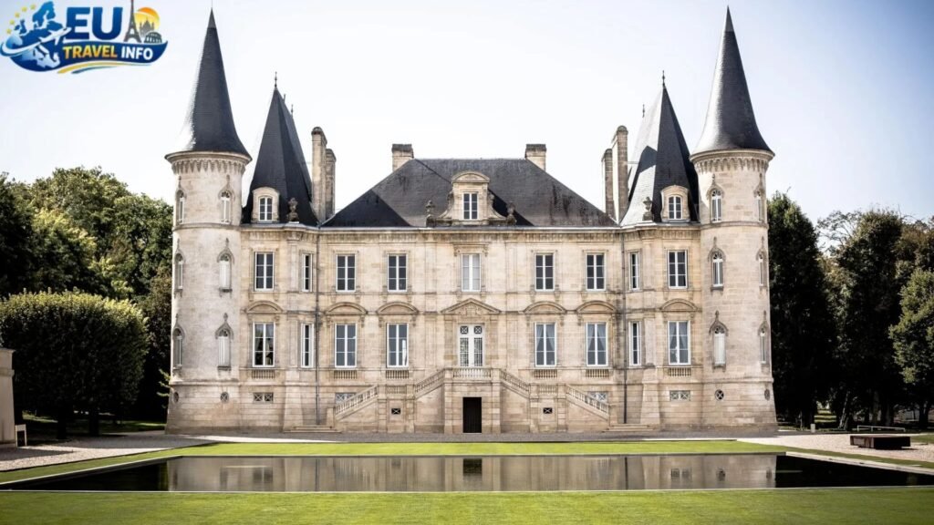 The Grand Estates of the Médoc