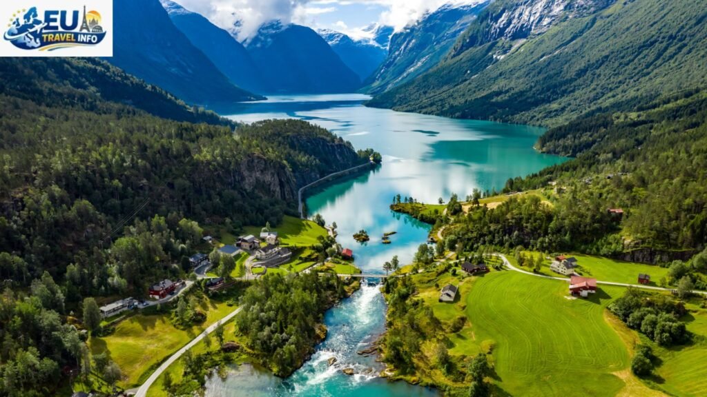 When Is The Best Time to Visit Norway for the Northern Lights